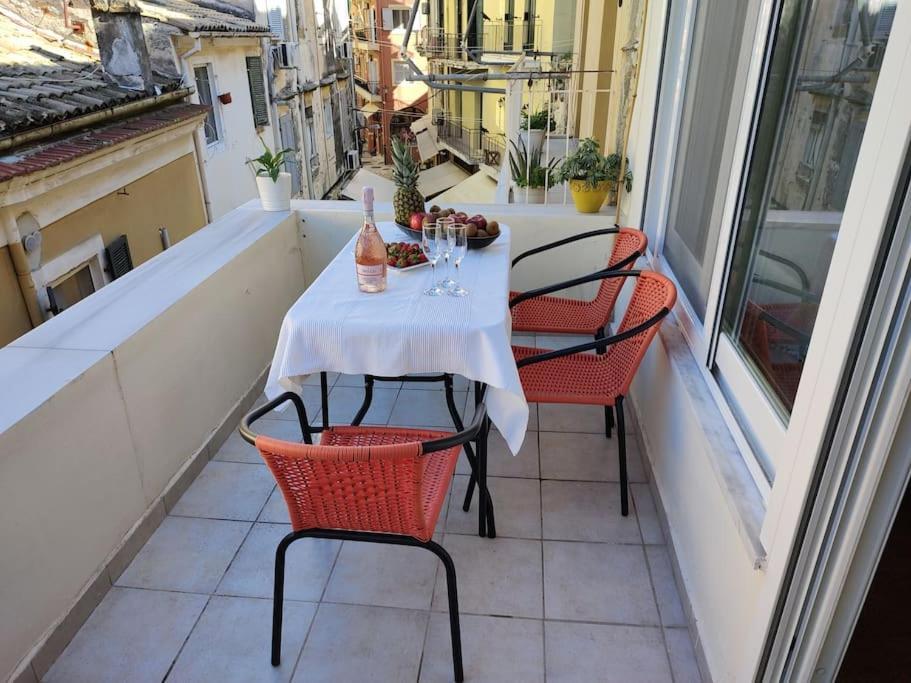 Mary'S Bright Apartment - Corfu Old Town Exterior foto